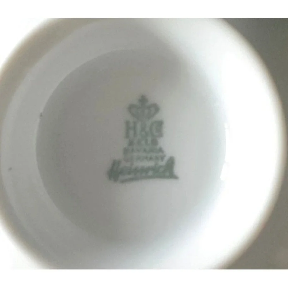 Set of 12 Heinrich Selb White Gold Trimmed‎ Footed Teacups Elegant Coffee Cups